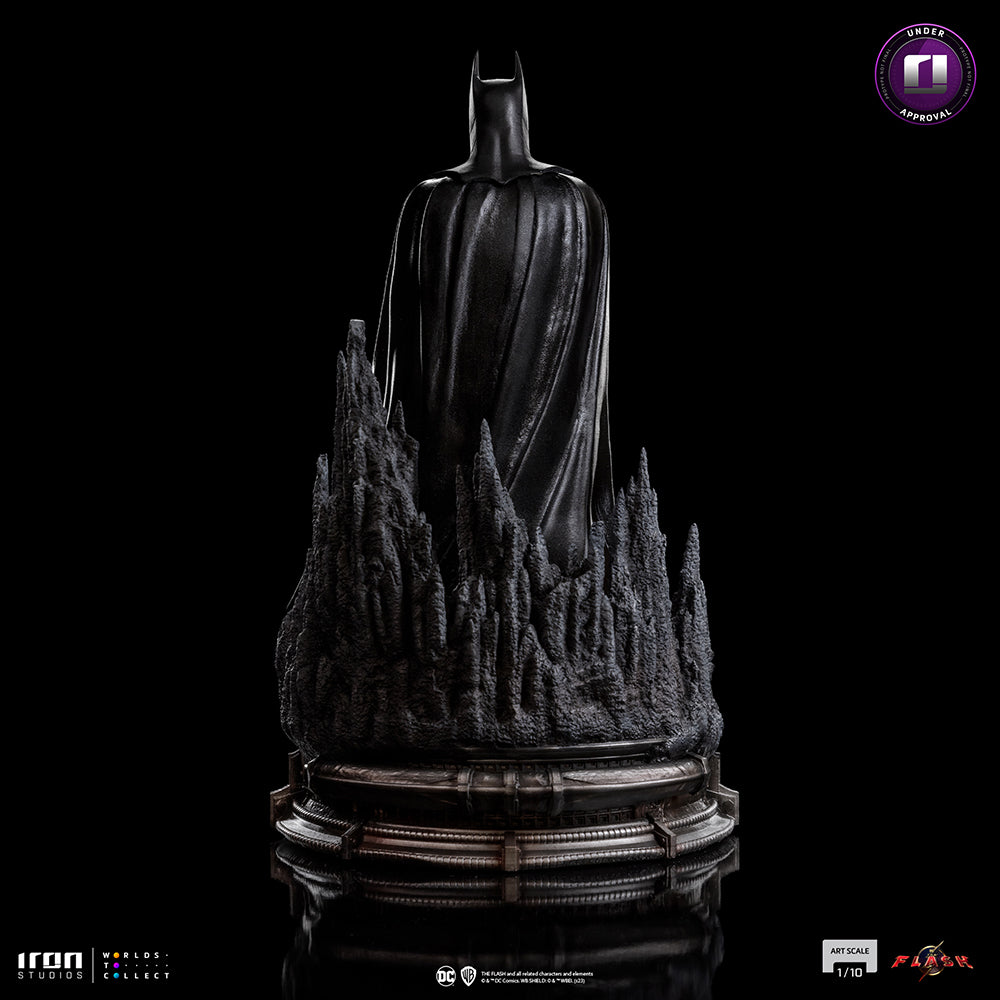Deluxe Batman Statue aus The Flash Film als Art Scale 1/10 Figur