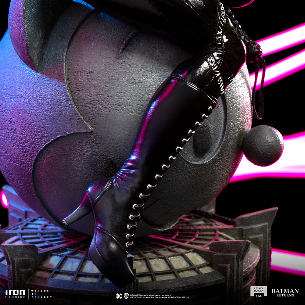 Catwoman Statue aus Batman Returns  1992 als Legacy Replica 1/4