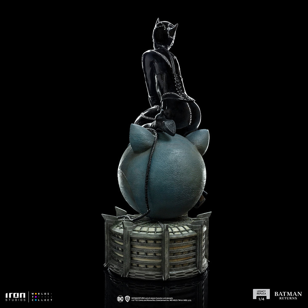 Catwoman Statue aus Batman Returns  1992 als Legacy Replica 1/4