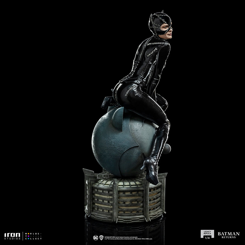 Catwoman Statue aus Batman Returns  1992 als Legacy Replica 1/4