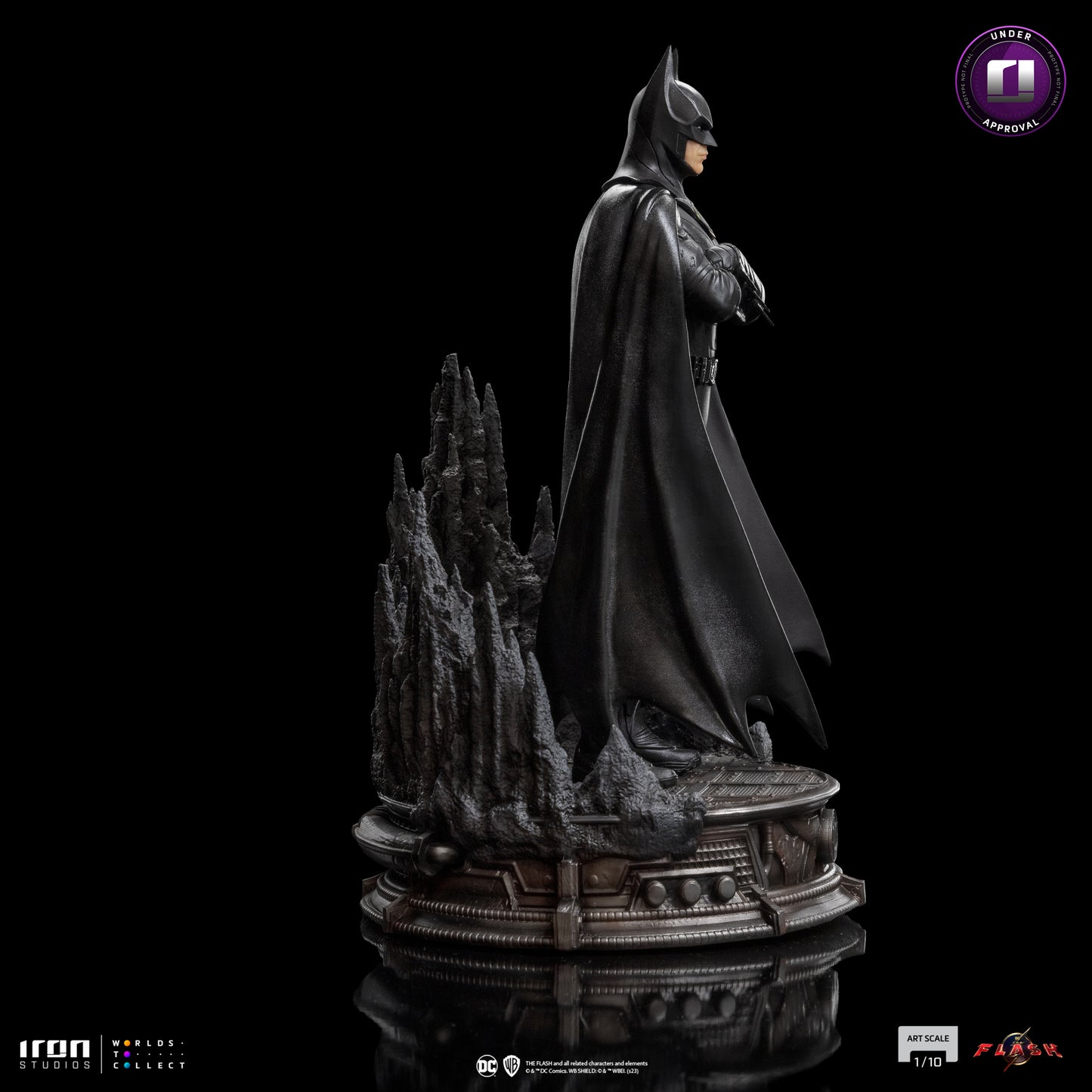 Batman DC Statue 1/10 (The Flash Movie) - Collectiblix