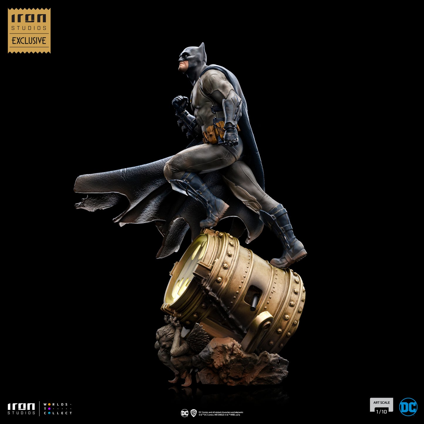 Batman Deluxe DC Statue 1/10 (2023 Event Exclusive) - Collectiblix