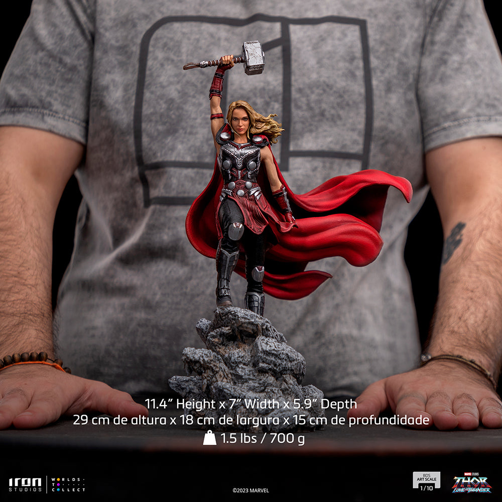 Mighty Thor Statue aus Thor: Love and Thunder als Art Scale 1/10 Figur