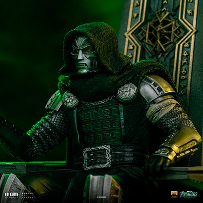 Doctor Doom on Throne – Avengers: Doomsday – Art Scale 1/10