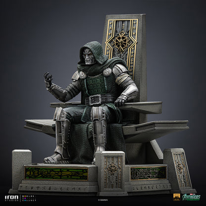 Doctor Doom on Throne – Avengers: Doomsday – Art Scale 1/10