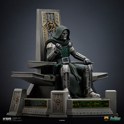 Doctor Doom on Throne – Avengers: Doomsday – Art Scale 1/10