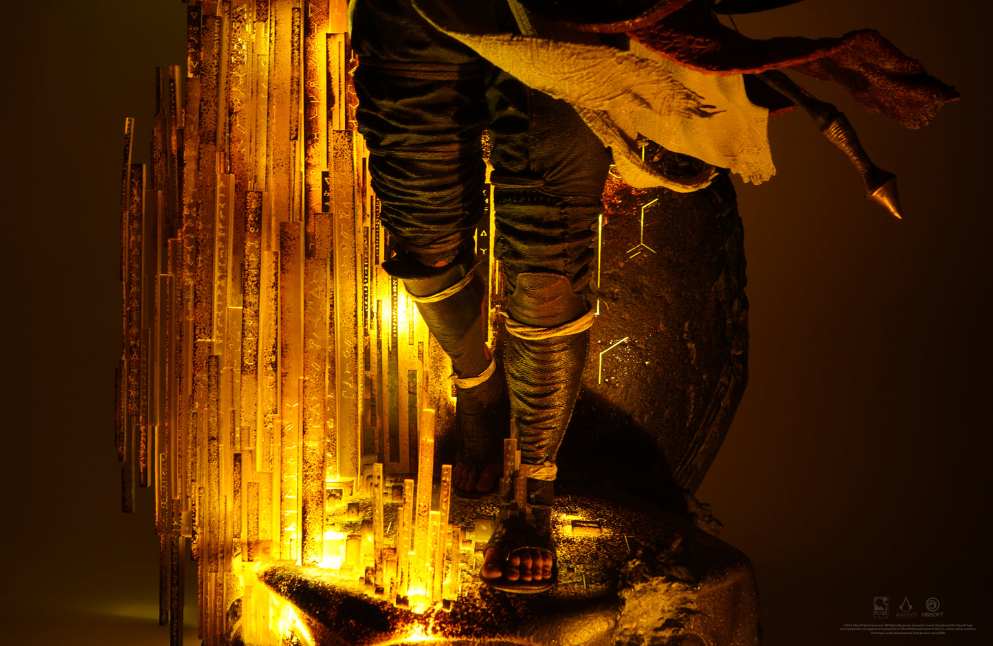 Bayek Statue - Assassin's Creed Animus - 1/4 Scale
