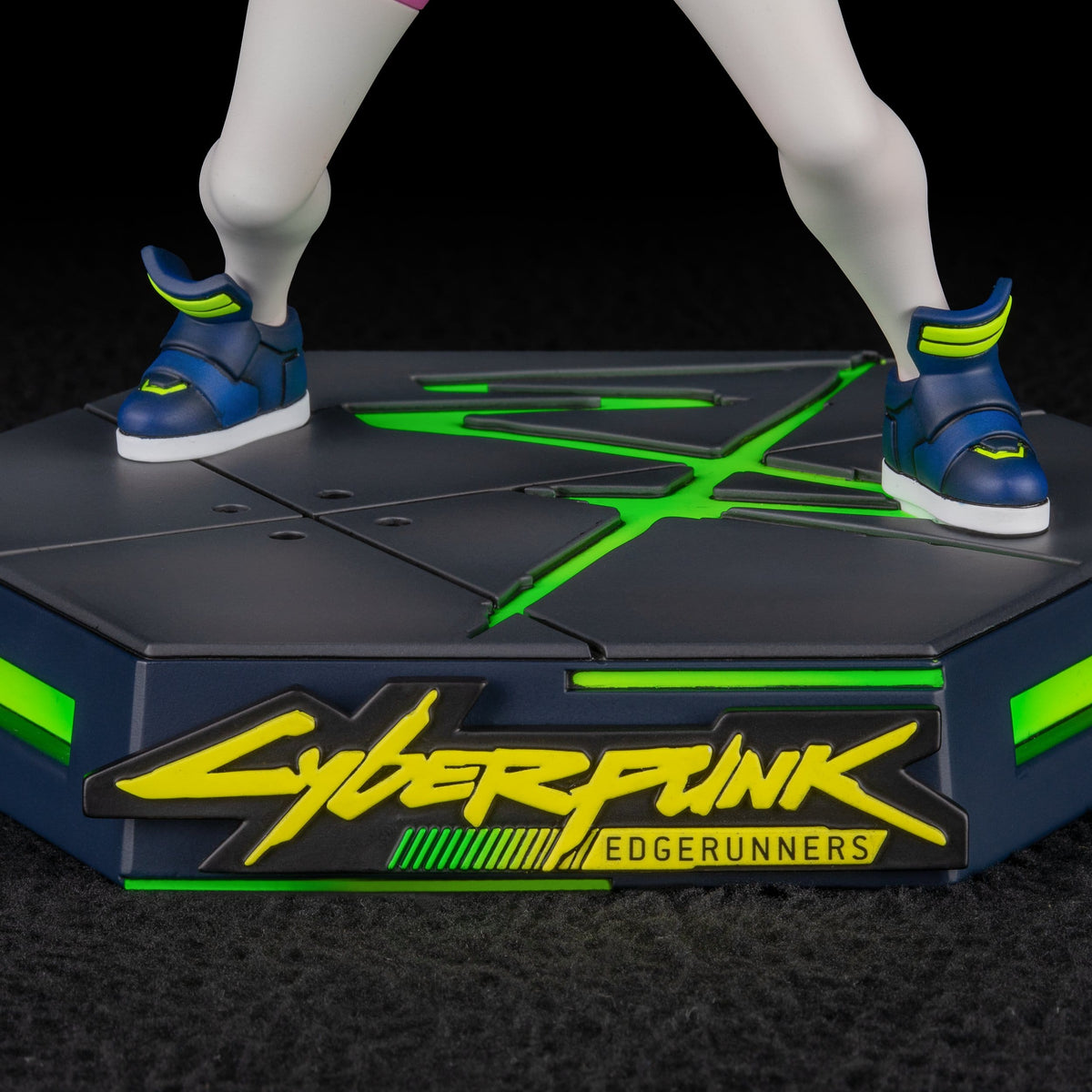 Rebecca Statue Cyberpunk Edgerunners Figur von Dark Horse