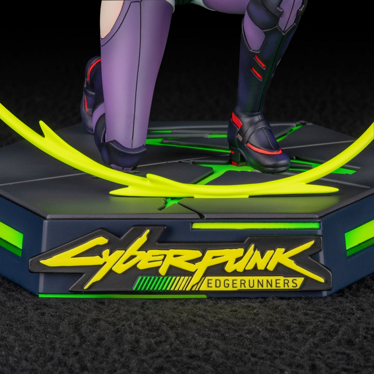 Lucy Statue Cyberpunk Edgerunners Figur von Dark Horse