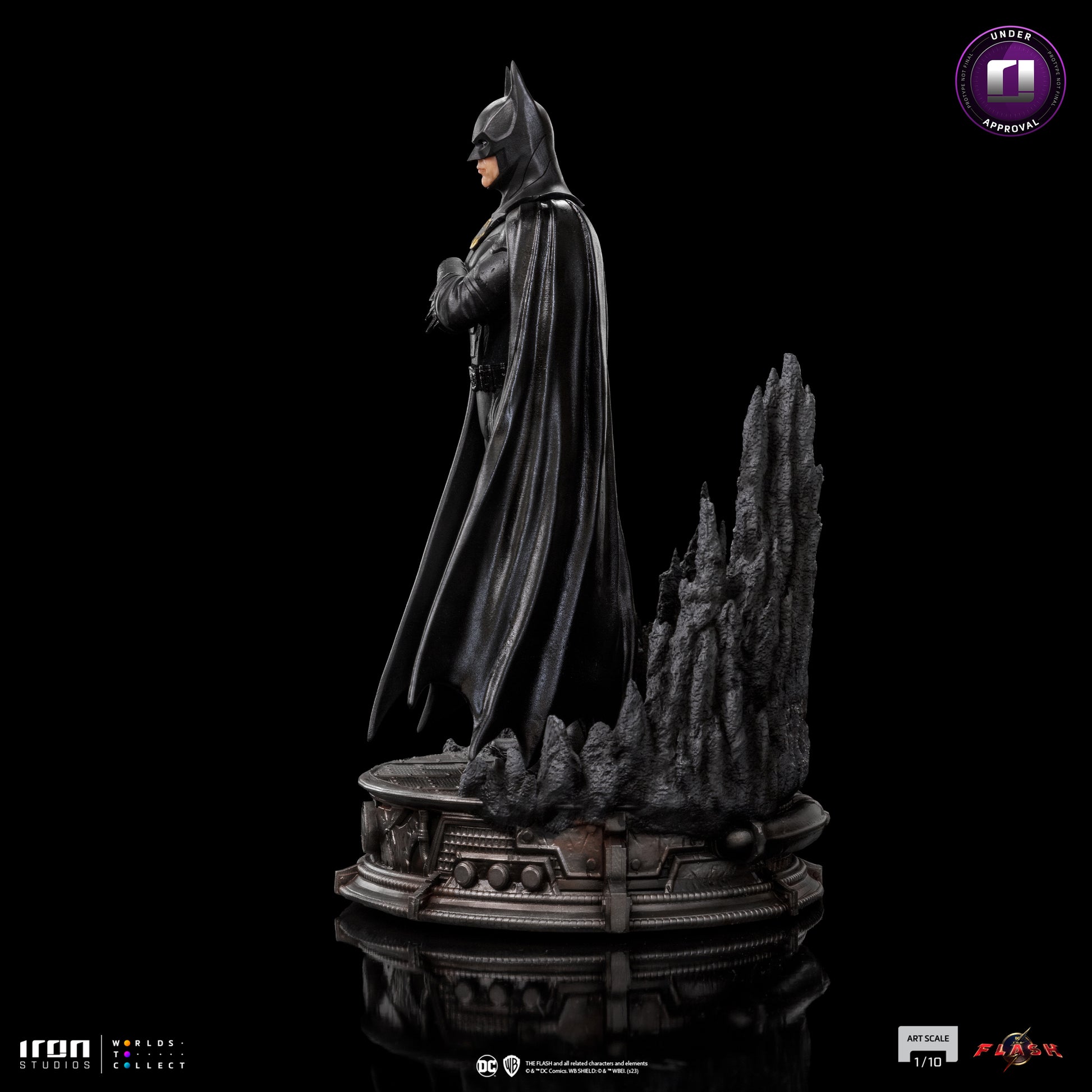 Batman DC Statue 1/10 (The Flash Movie) - Collectiblix