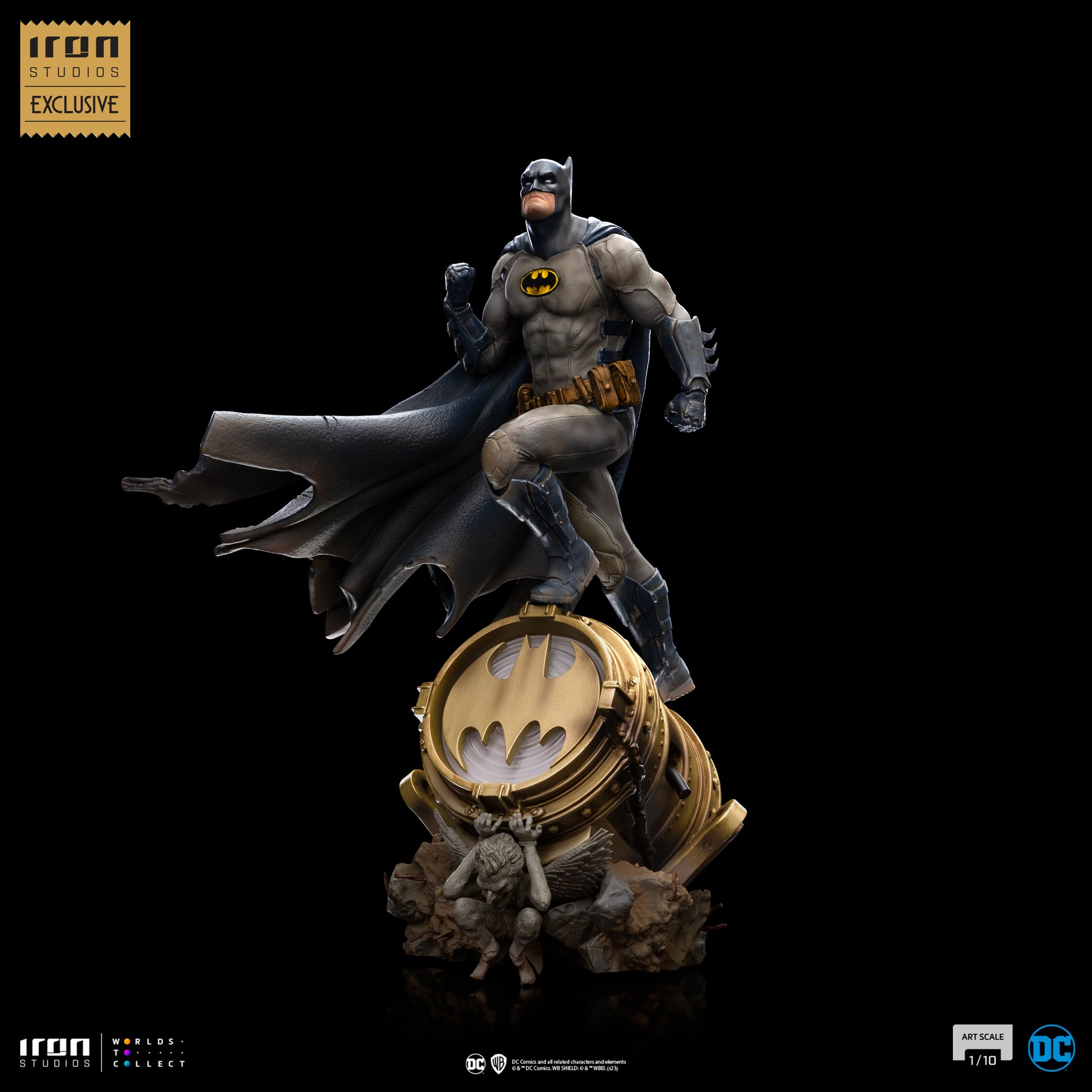 Batman Deluxe DC Statue 1/10 (2023 Event Exclusive) - Collectiblix