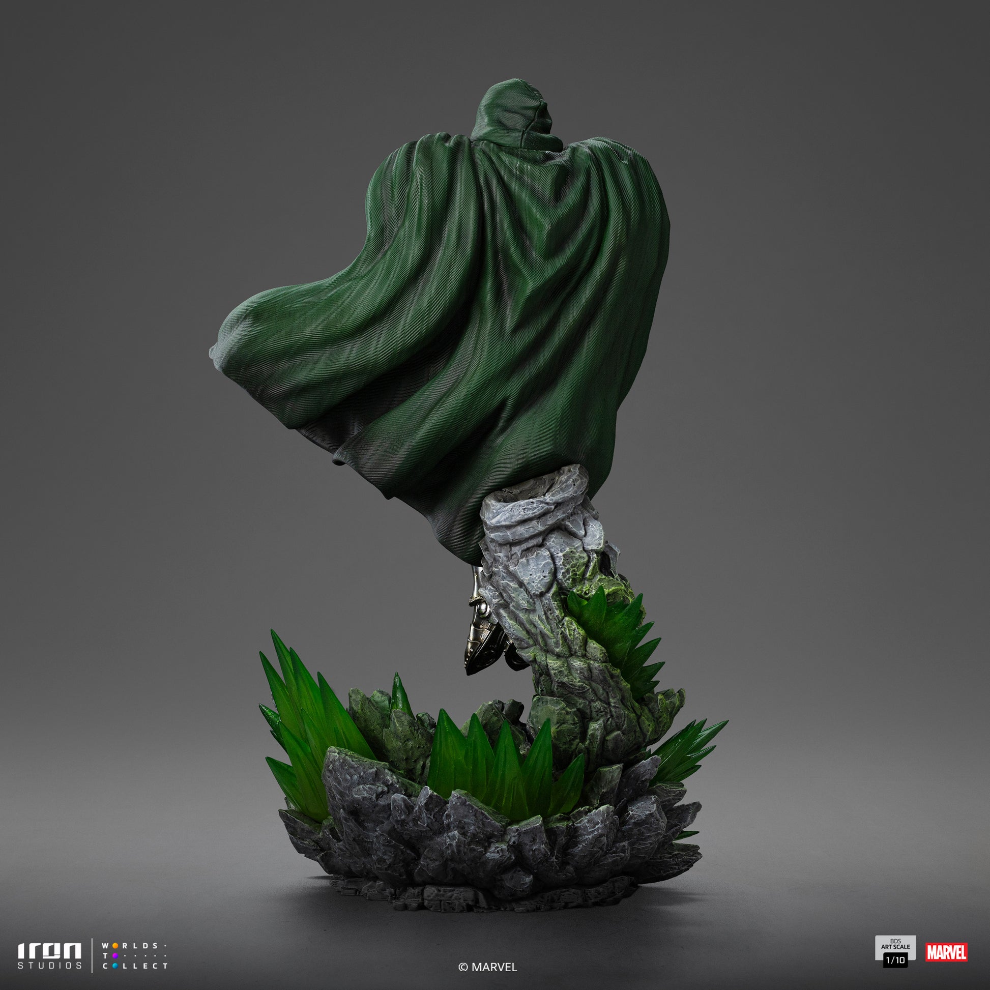 Doctor Doom Marvel Statue 1/10 (Infinity Gauntlet) - Collectiblix