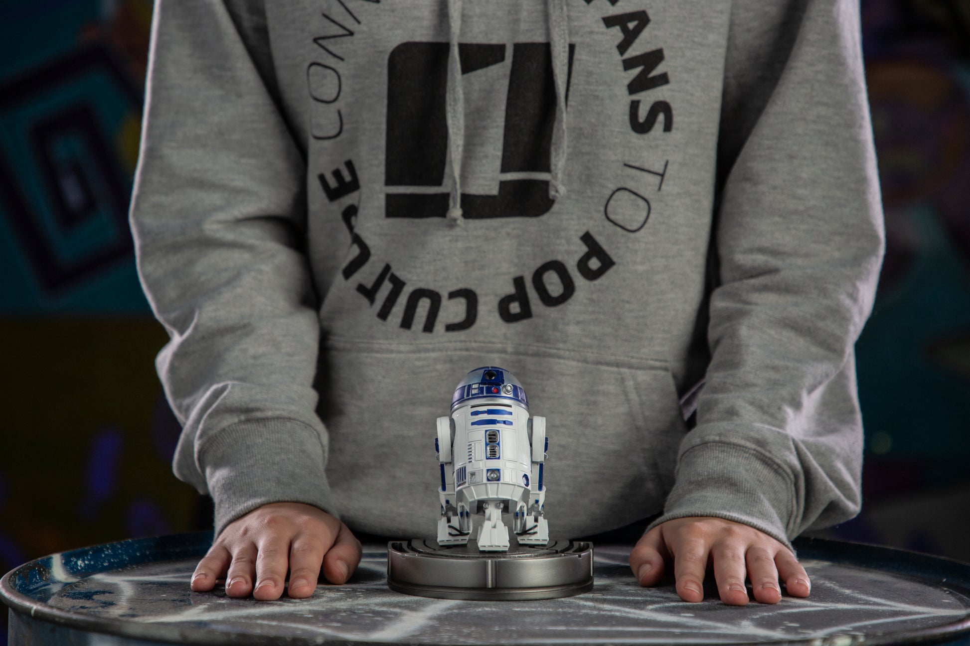 R2-D2 Star Wars Statue 1/10 (The Mandalorian) - Collectiblix